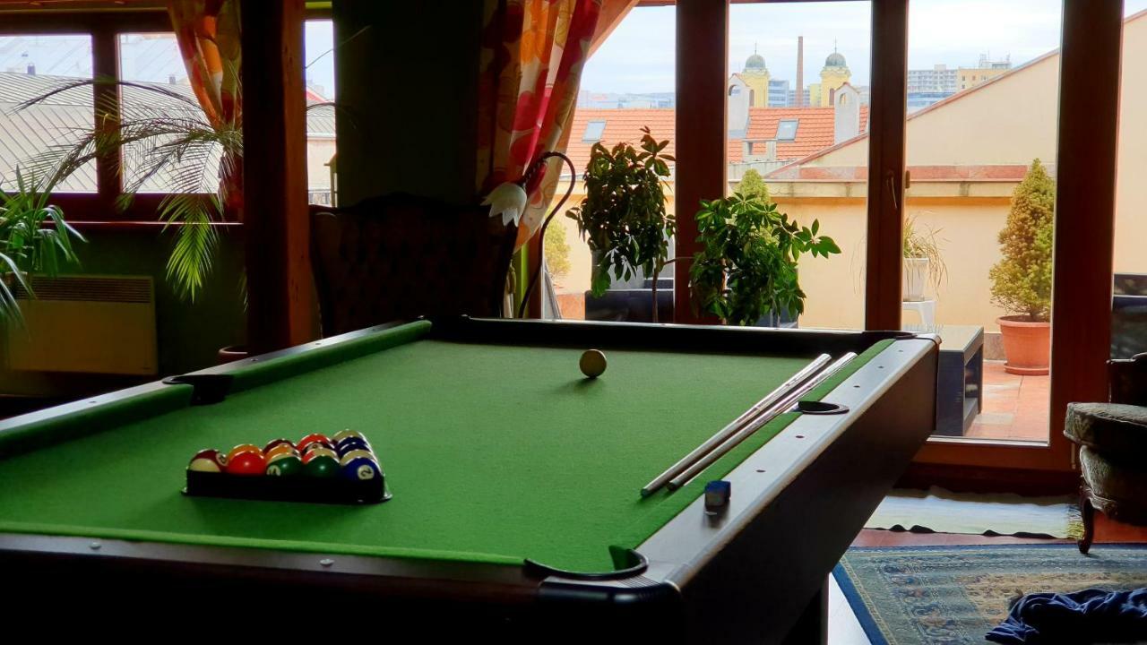 Appartamento Luxury Oldtown Loft 320M2 On Hlavna Street Košice Esterno foto